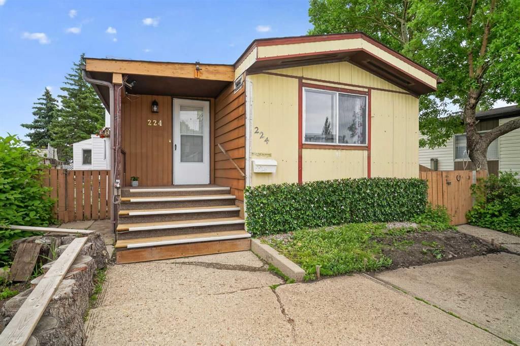 224 Huntwell Road NE, Calgary — main listing photo