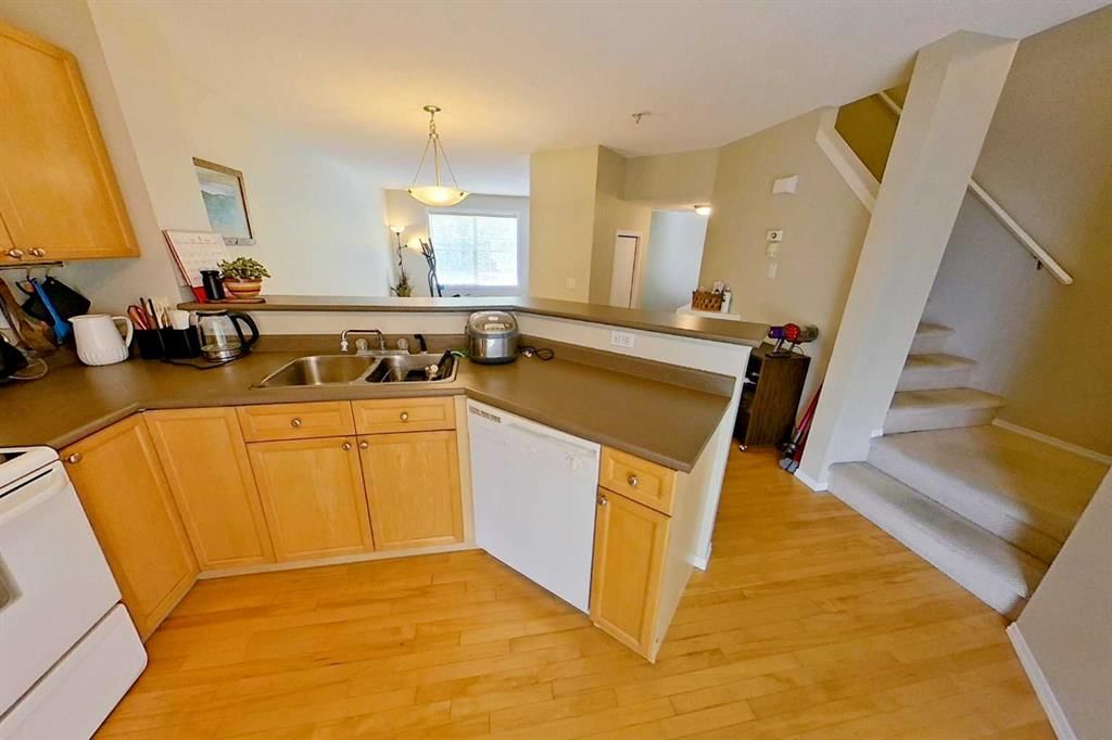 156 Tuscany Springs Gardens NW, Calgary — photo 5 of 18
