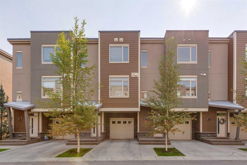 16 Westpark Common SW, Calgary — main listing photo