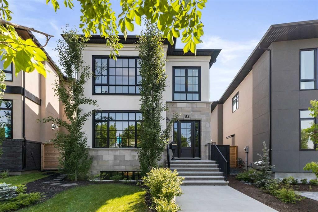 82 Valour Circle SW, Calgary — main listing photo