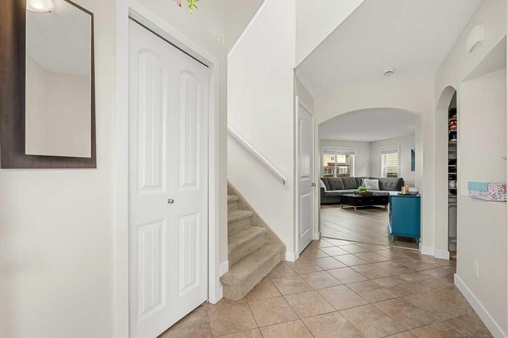 13061 Coventry Hills Way NE, Calgary — photo 5 of 47