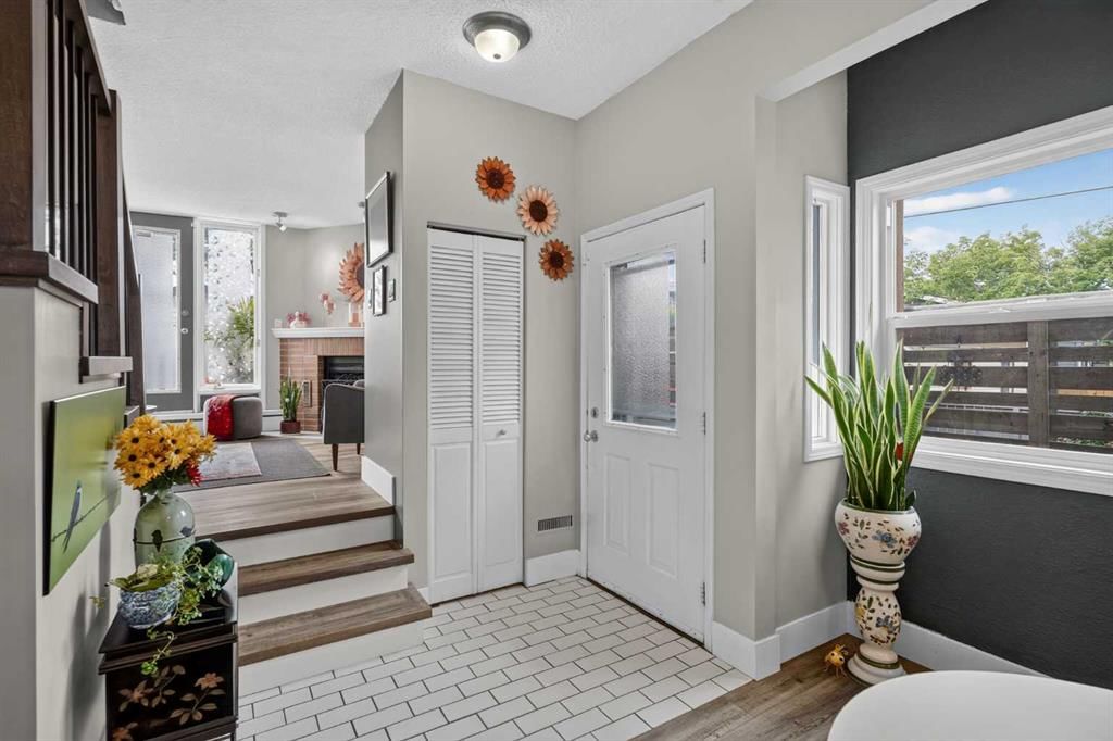 107, 1615 13 Avenue SW, Calgary — photo 2 of 43