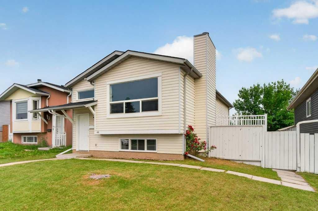 44 Falshire Close NE, Calgary — main listing photo
