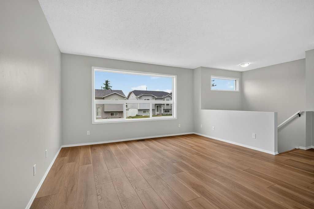 44 Falshire Close NE, Calgary — photo 5 of 49