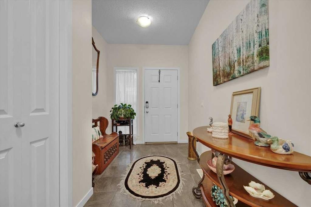 226 Sunset Point, Cochrane — photo 5 of 47