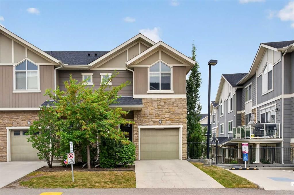 558 Evanston Manor NW, Calgary — photo 2 of 50