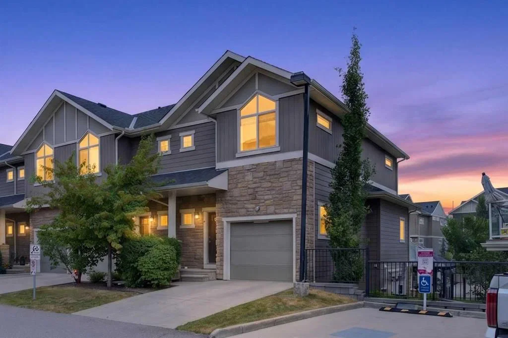 558 Evanston Manor NW, Calgary — photo 3 of 50