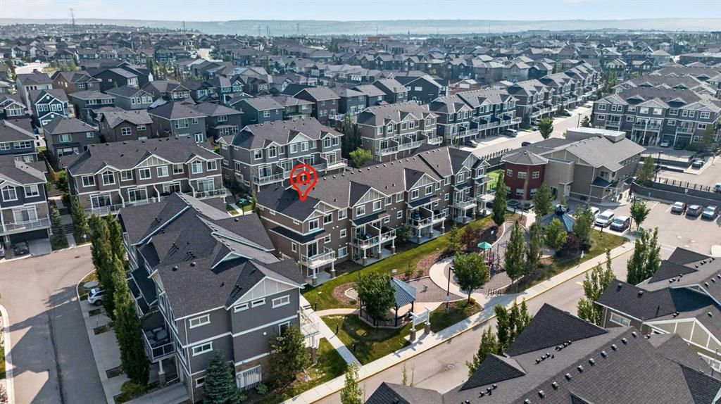558 Evanston Manor NW, Calgary — photo 4 of 50