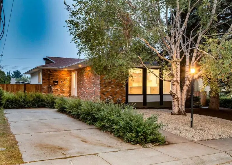 6460 Silver Ridge Way NW, Calgary — main listing photo