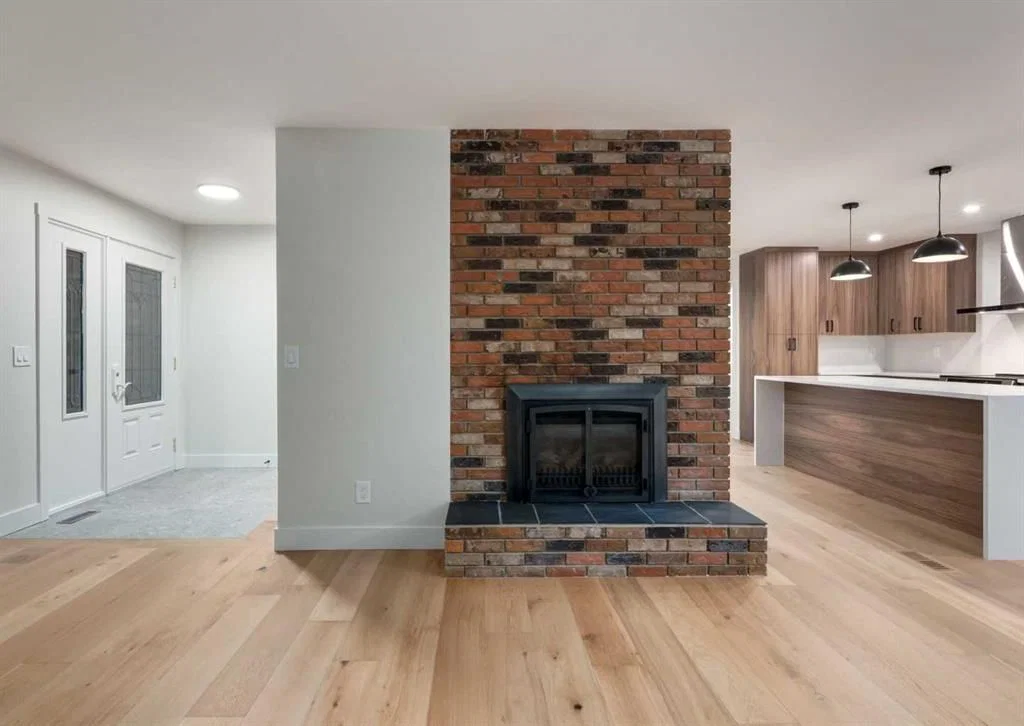 6460 Silver Ridge Way NW, Calgary — photo 4 of 50