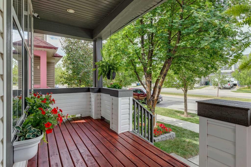 1857 New Brighton Drive SE, Calgary — photo 2 of 46