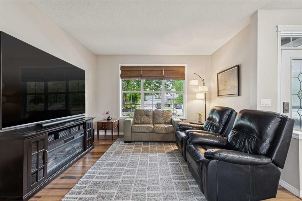 1857 New Brighton Drive SE, Calgary — photo 5 of 46