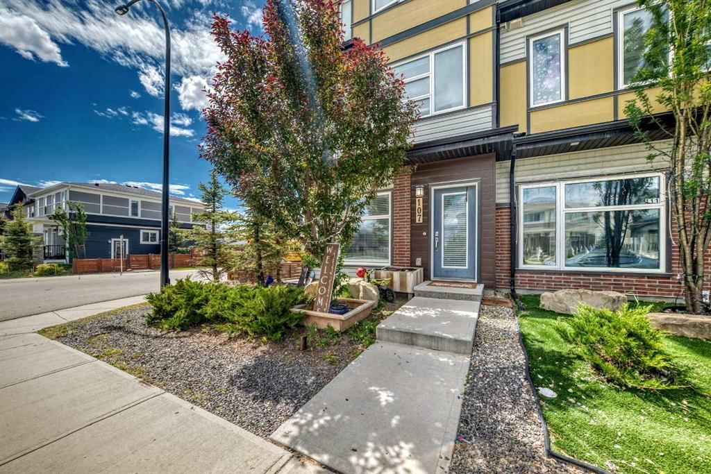 107 Lucas Boulevard NW, Calgary — photo 3 of 46