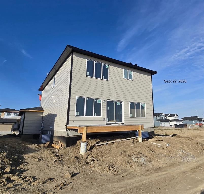 641 Mandalay Boulevard, Carstairs — photo 4 of 45