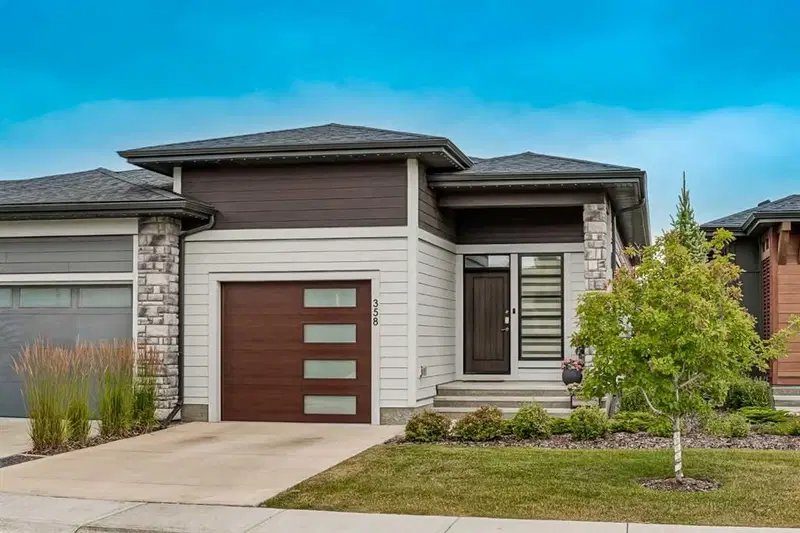 358 Marina Cove SE, Calgary — main listing photo
