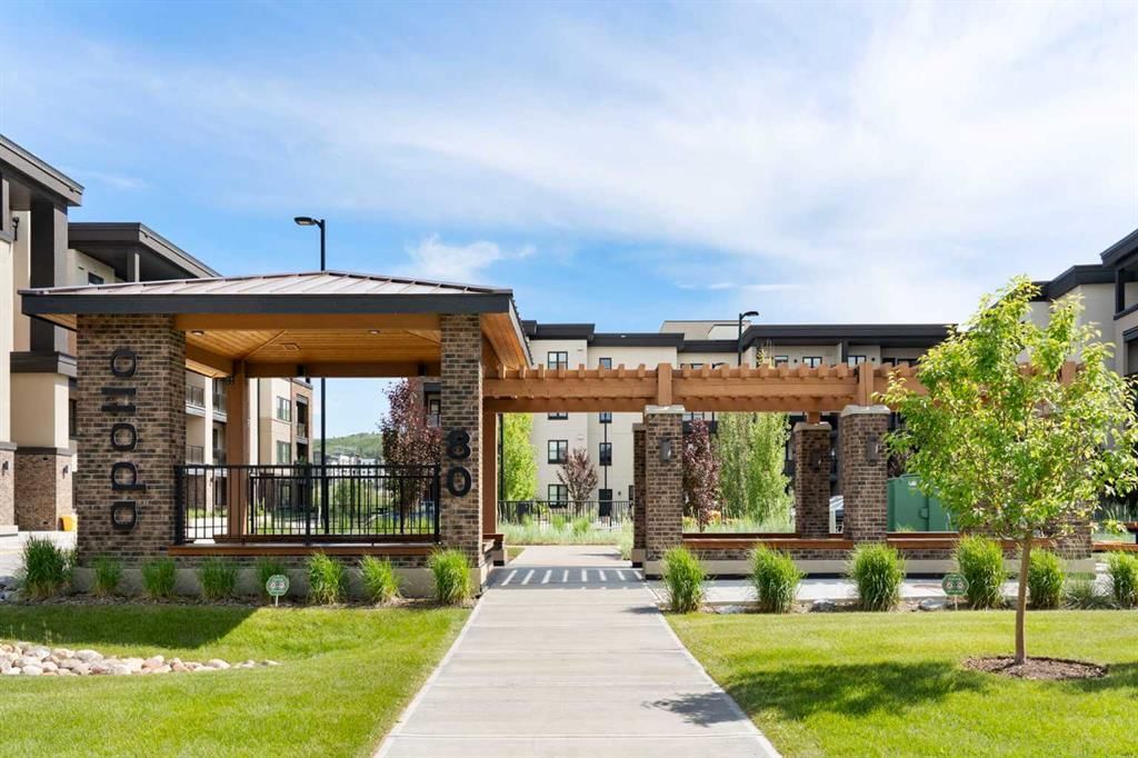 3109, 80 Greenbriar Place NW, Calgary — photo 2 of 46