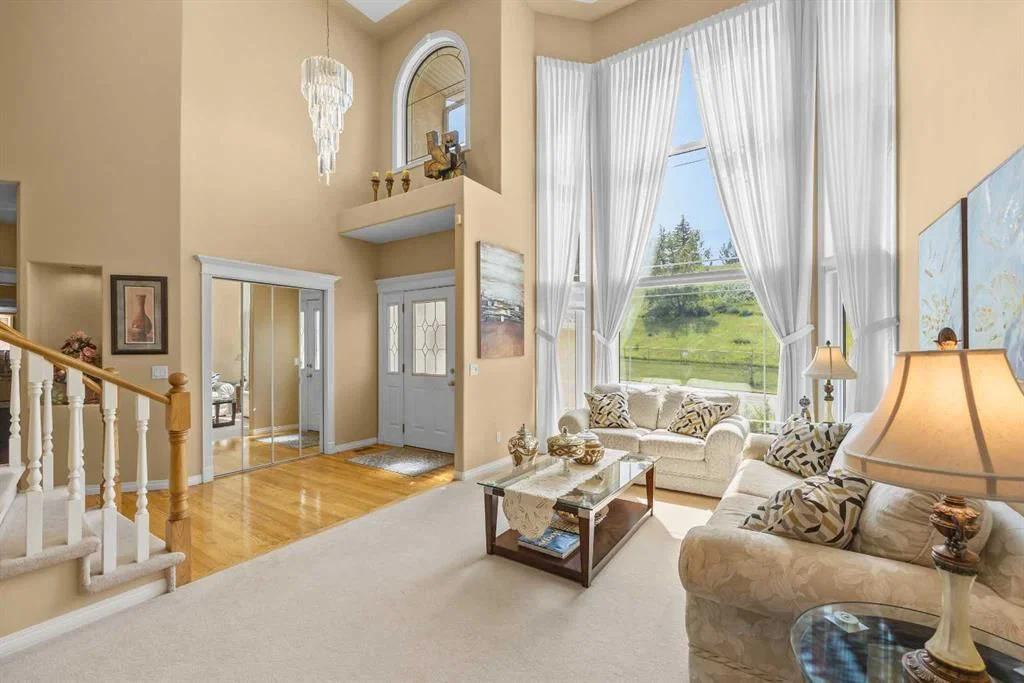 207 Hamptons Drive NW, Calgary — photo 2 of 47