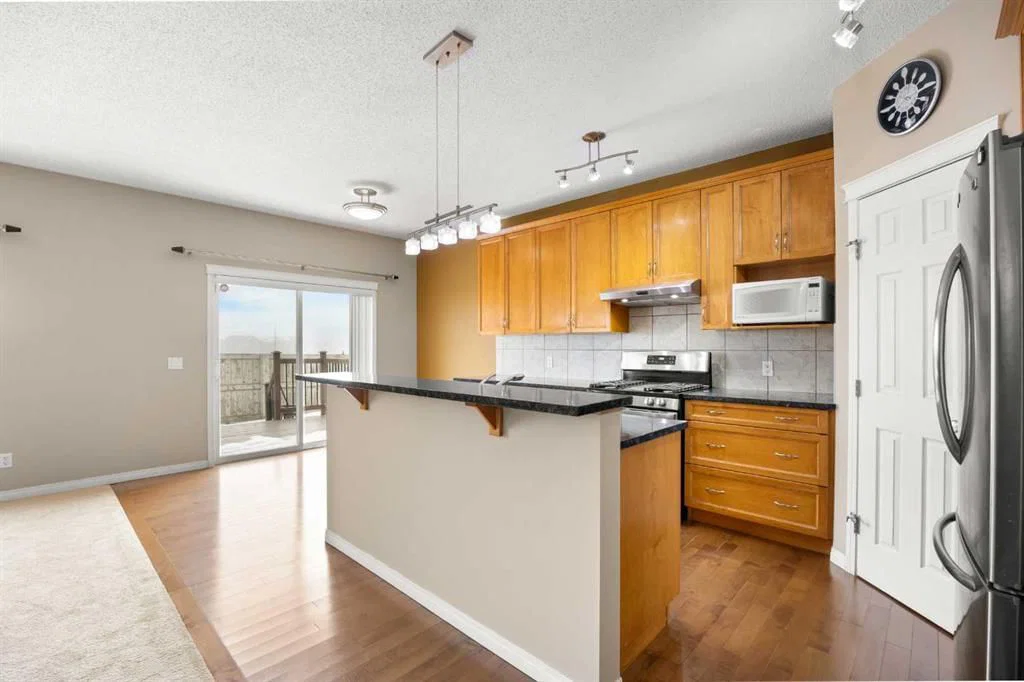 65 Panora Way NW, Calgary — photo 3 of 43