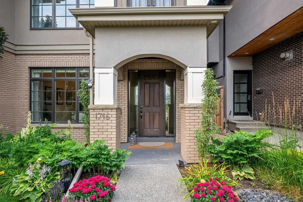 1716 50 Avenue SW, Calgary — photo 3 of 50