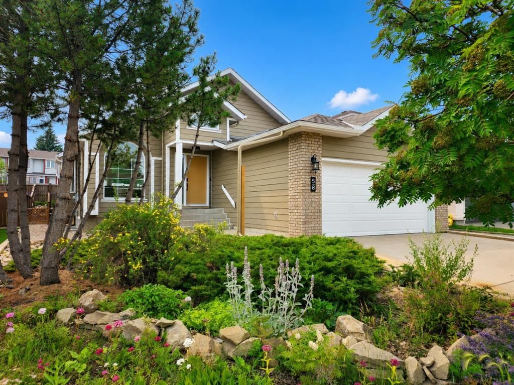 58 Edgevalley Close NW, Calgary — photo 2 of 50