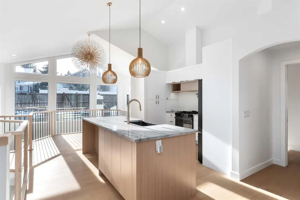 58 Edgevalley Close NW, Calgary — photo 3 of 50