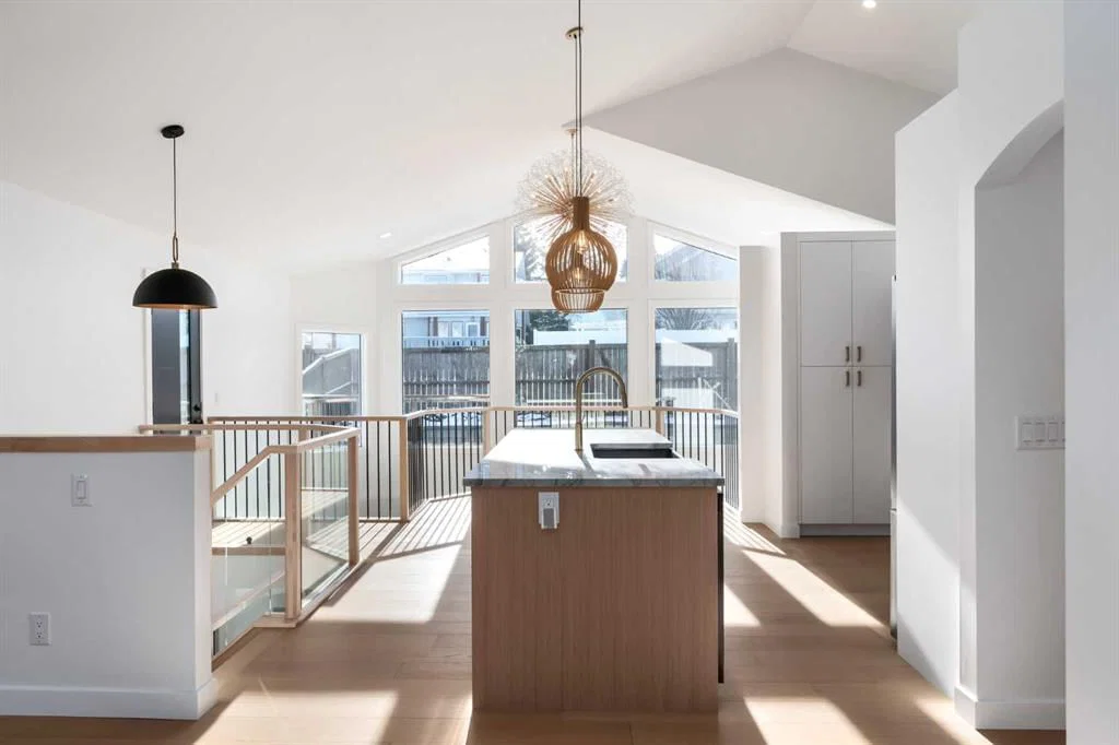 58 Edgevalley Close NW, Calgary — photo 4 of 50
