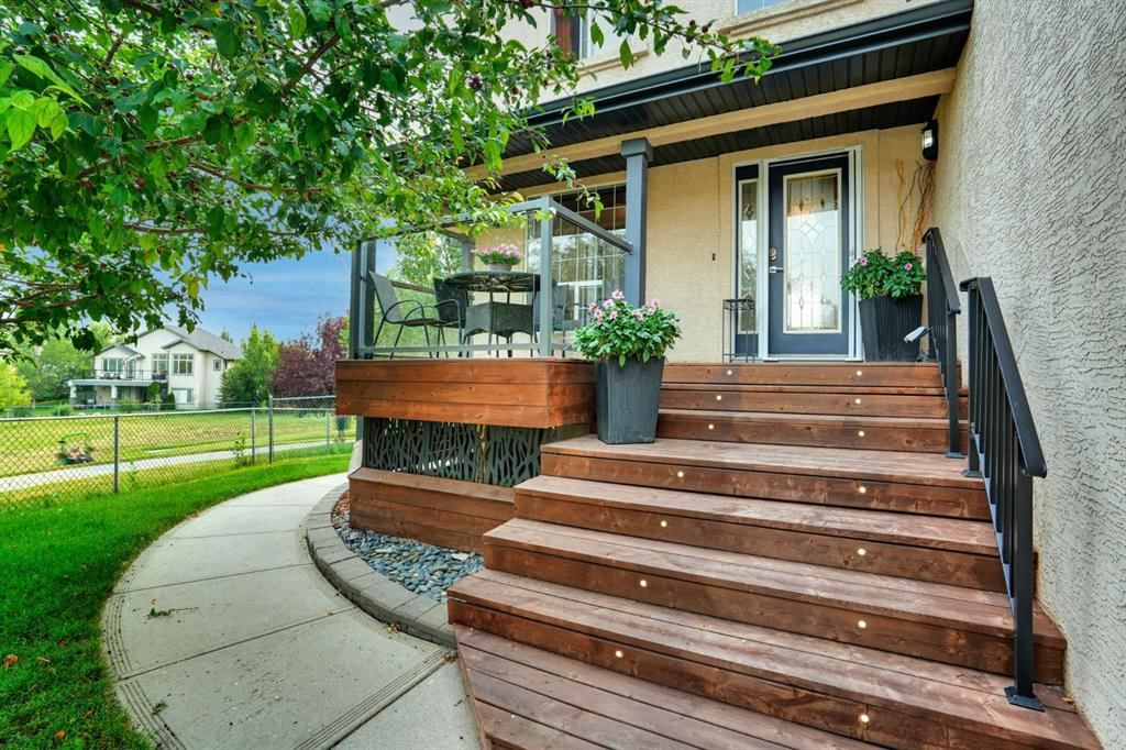 418 Long Beach Landing, Chestermere — photo 5 of 45