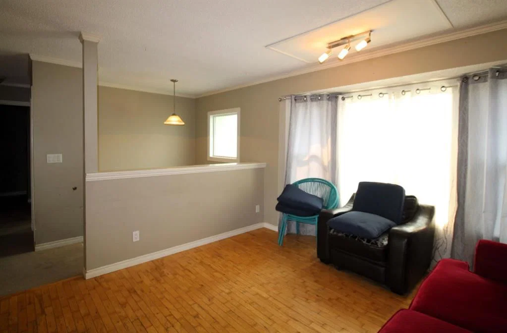 112 Macewan Meadow Crescent NW, Calgary — photo 4 of 17