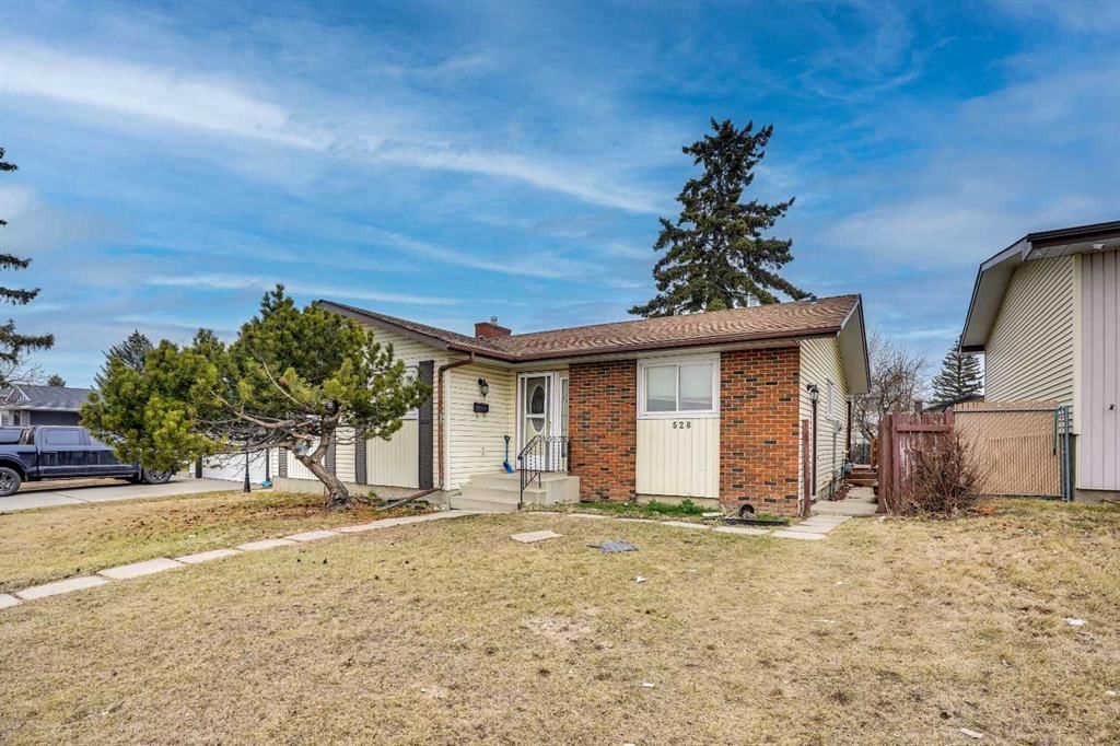 528 Whiteridge Way NE, Calgary — photo 3 of 49