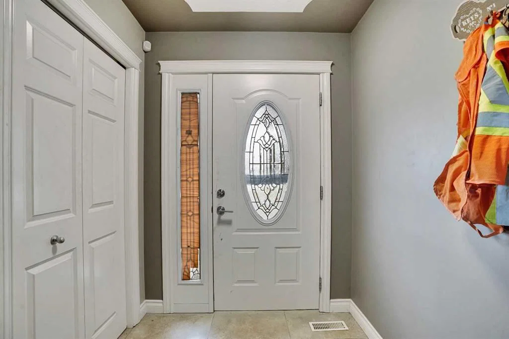528 Whiteridge Way NE, Calgary — photo 4 of 49