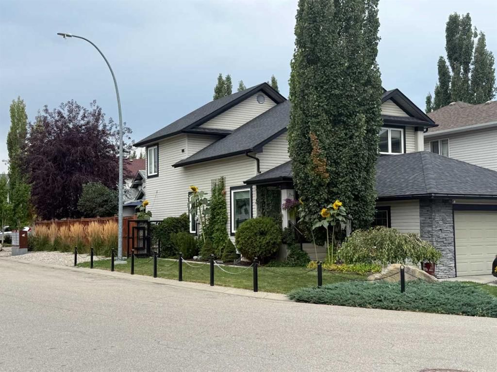 23 Cranfield Crescent SE, Calgary — main listing photo