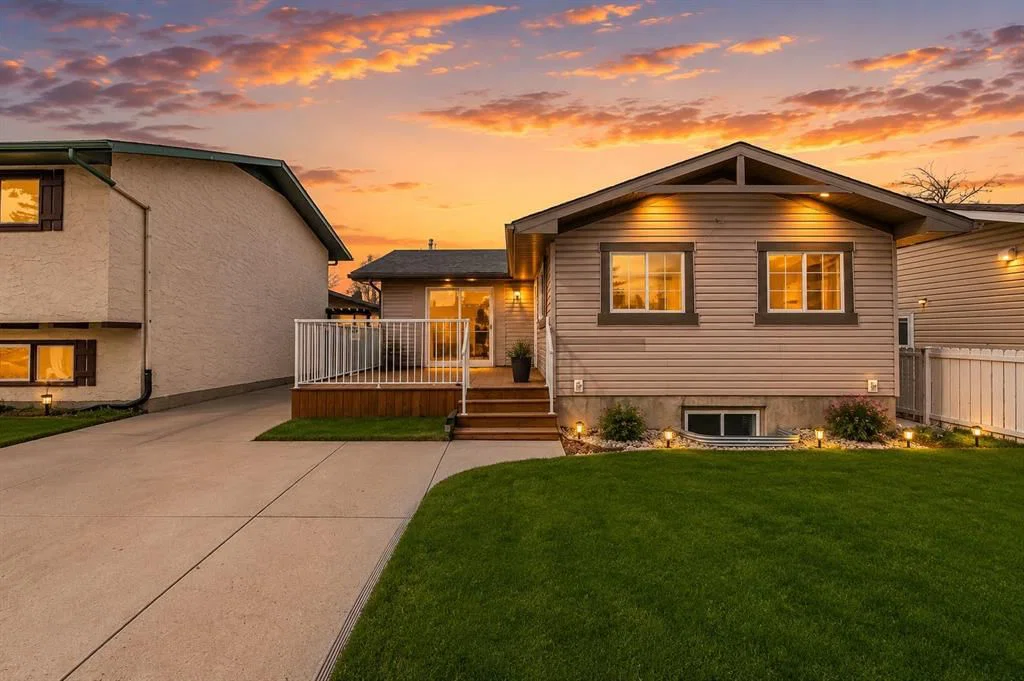 755 Penbrooke Road SE, Calgary — main listing photo