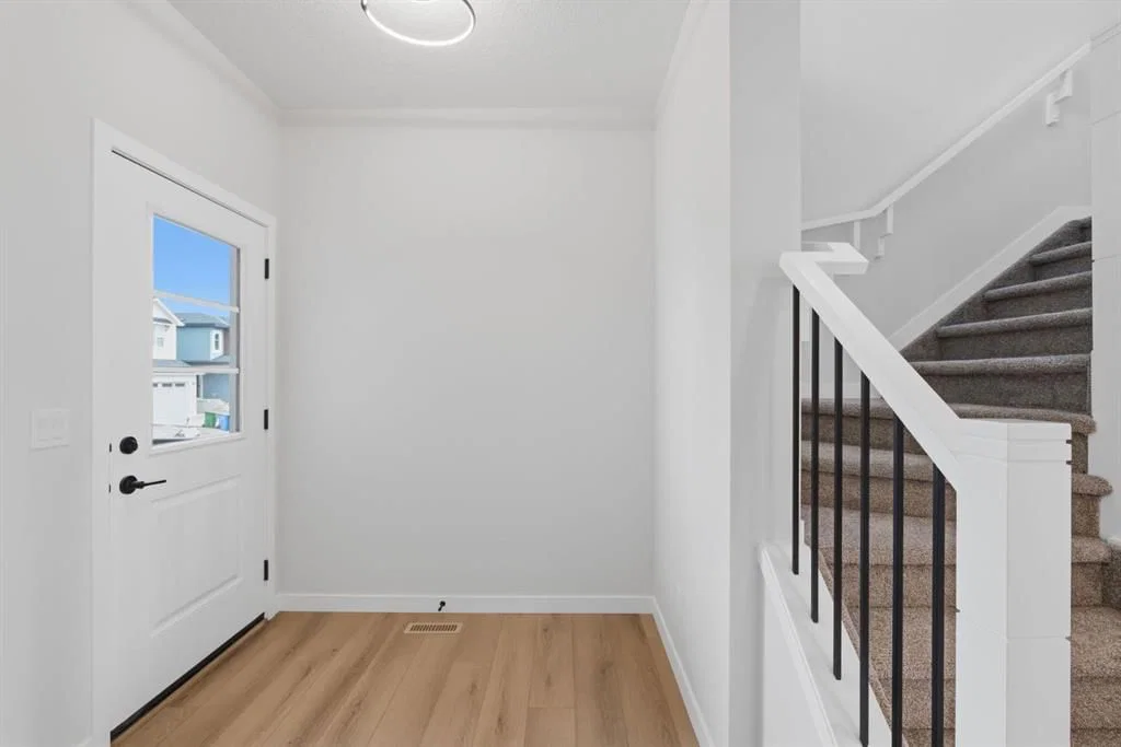 212 Lewiston Landing NE, Calgary — photo 5 of 49