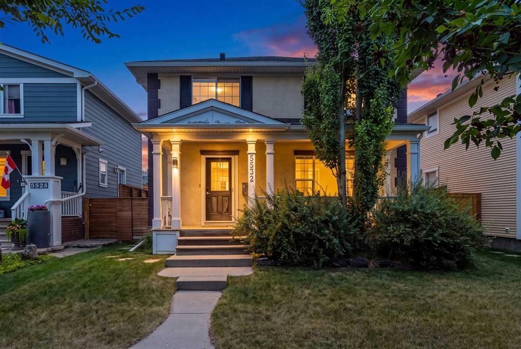 5532 Forand Street SW, Calgary — photo 2 of 44