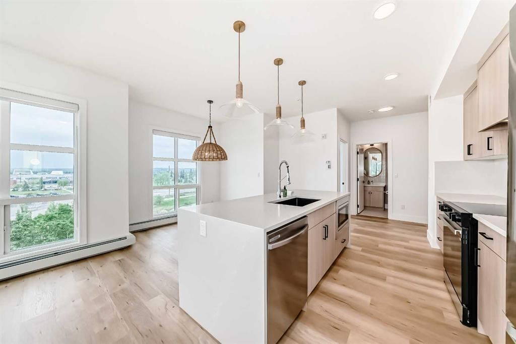 2305, 4270 Norford Avenue NW, Calgary — photo 5 of 30
