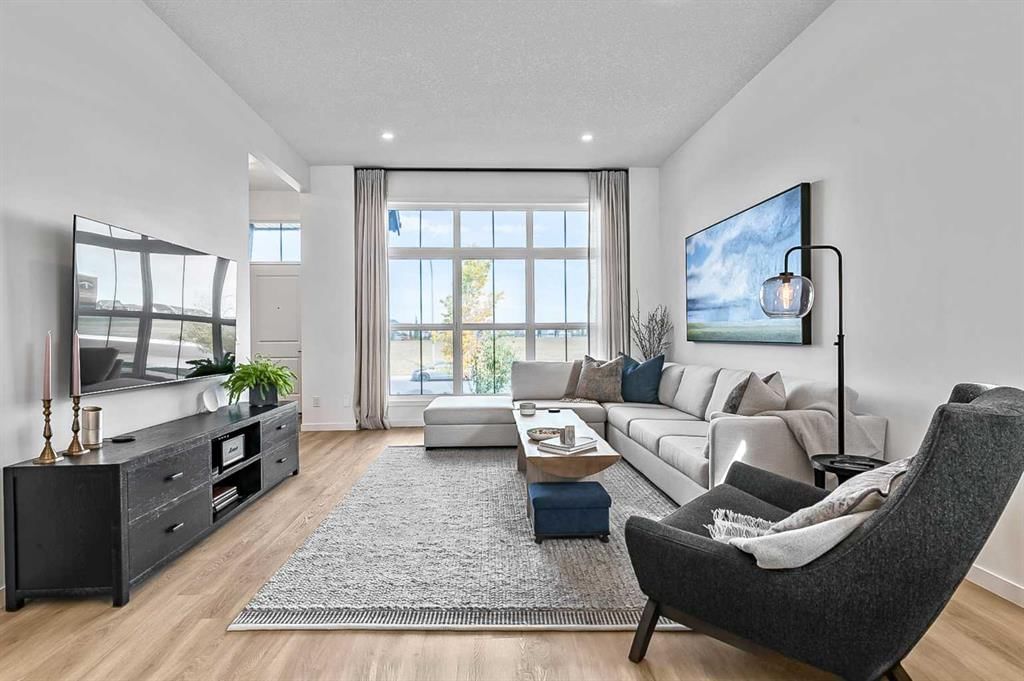 99 Masters Road SE, Calgary — photo 5 of 48