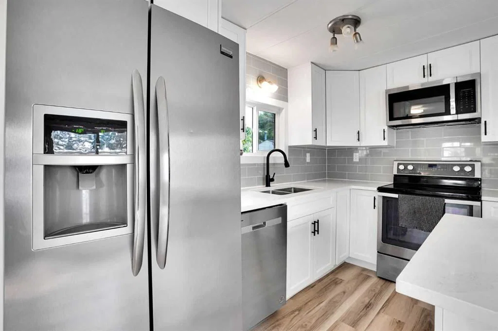 64 Huntwell Way NE, Calgary — photo 3 of 44