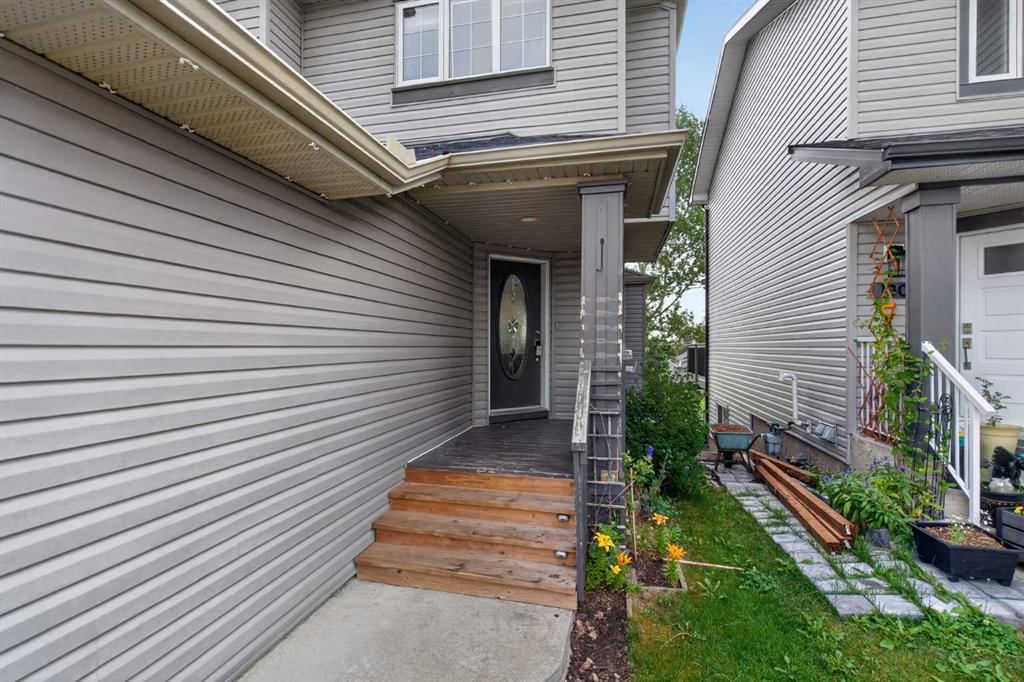 126 Bridlewood Way SW, Calgary — photo 3 of 49