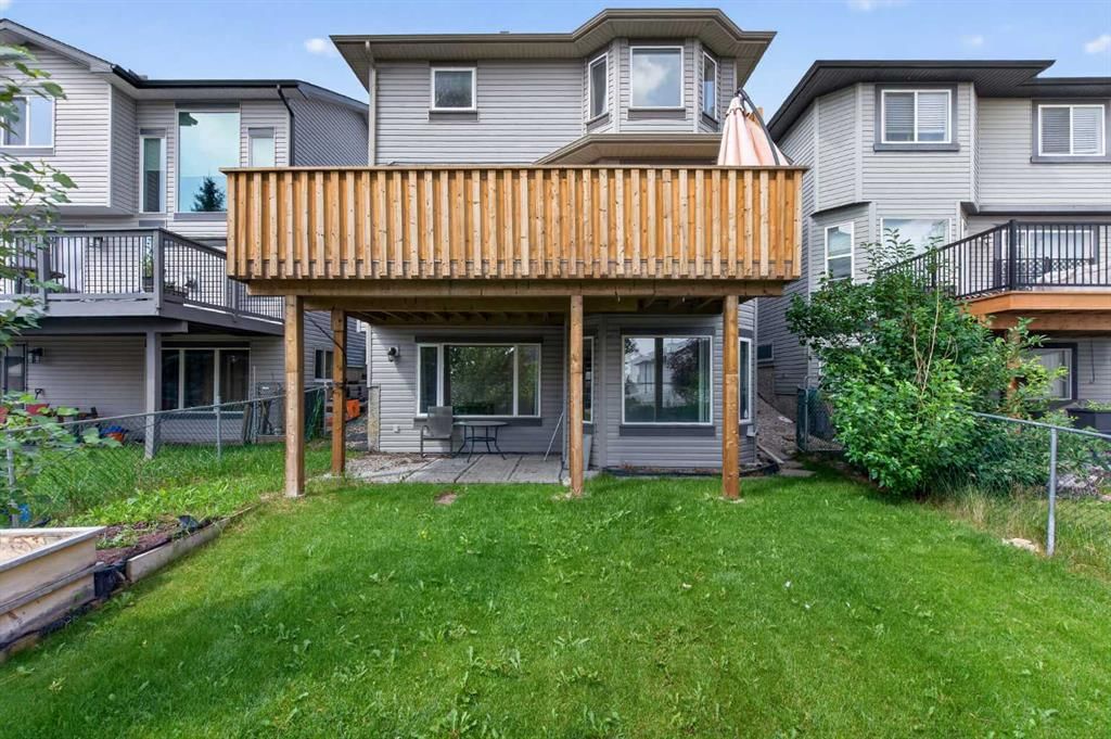 126 Bridlewood Way SW, Calgary — photo 4 of 49