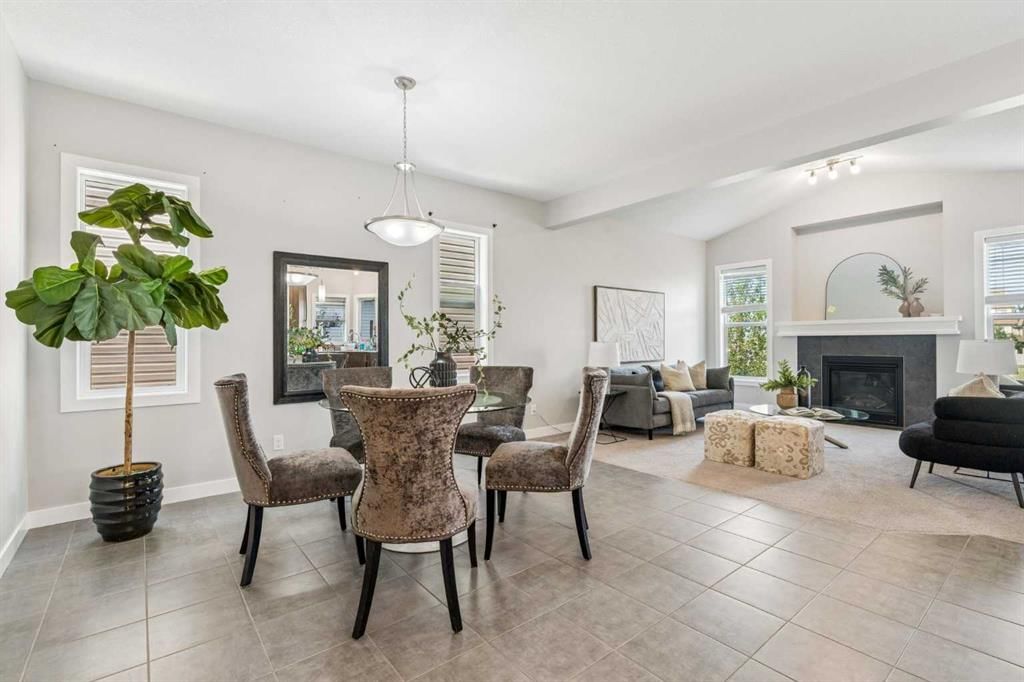 172 Brightoncrest Point SE, Calgary — photo 4 of 37