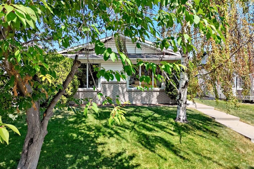 91 Templehill Drive NE, Calgary — photo 3 of 46