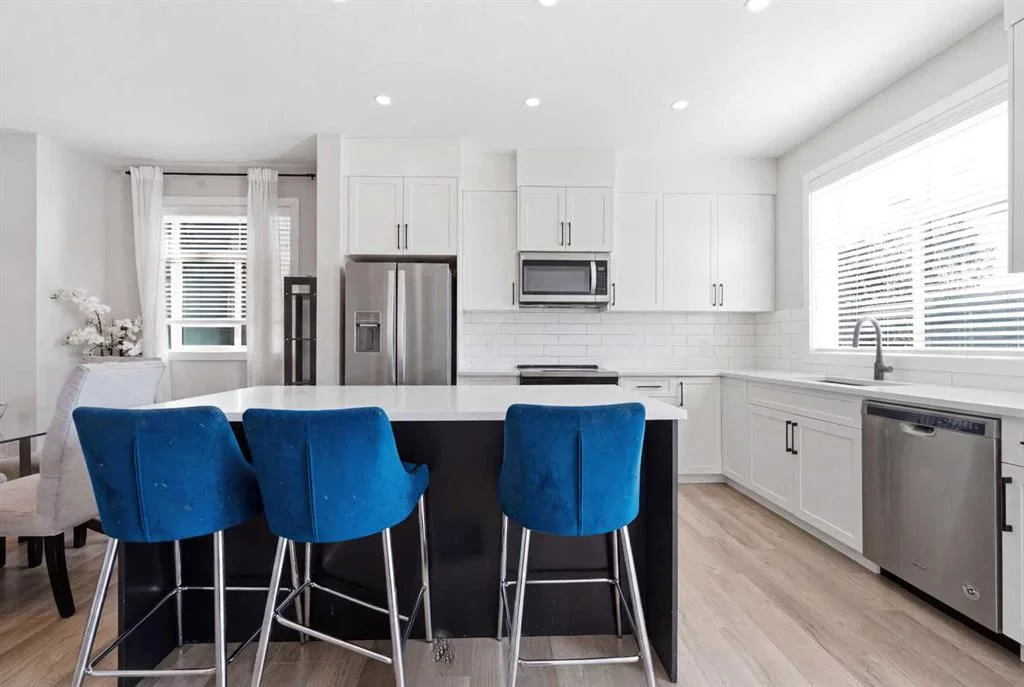 146 Sage Meadows Gardens NW, Calgary — photo 4 of 41