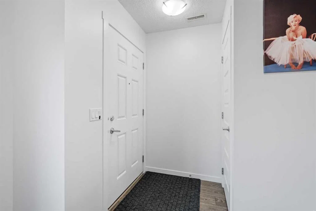 111 Auburn Bay Street SE, Calgary — photo 4 of 49