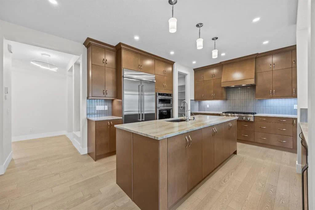 192 Magnolia Manor SE, Calgary — main listing photo