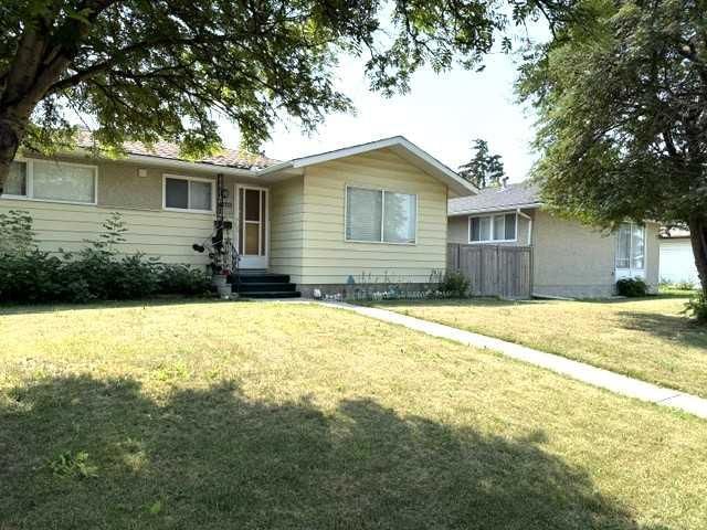 1436 Robson Crescent SE, Calgary — main listing photo