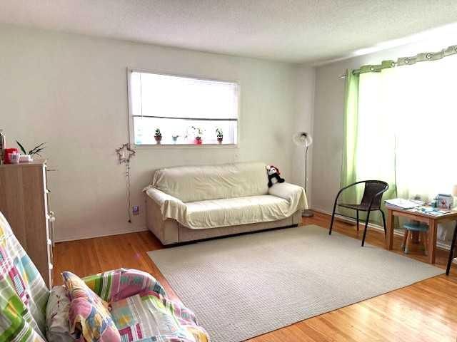 1436 Robson Crescent SE, Calgary — photo 5 of 19