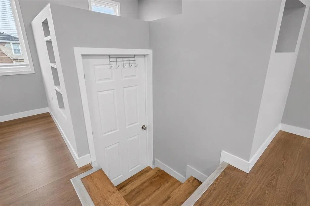 4 Hunterhorn Gate NE, Calgary — photo 4 of 34