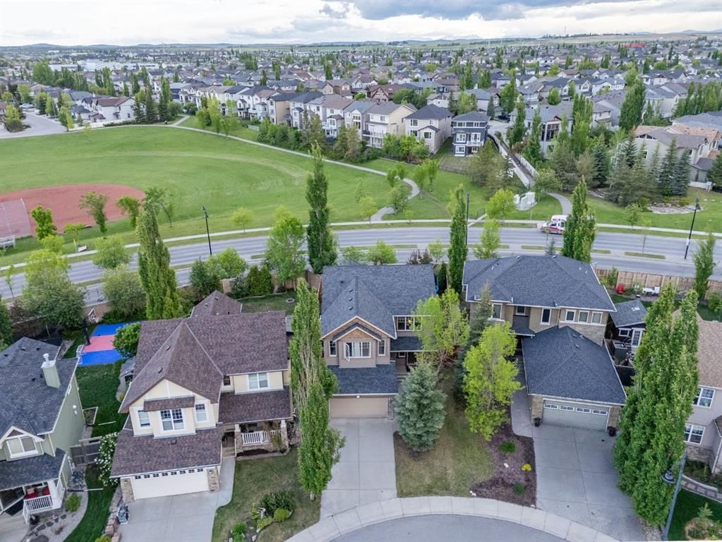 575 Evergreen Circle SW, Calgary — photo 4 of 47