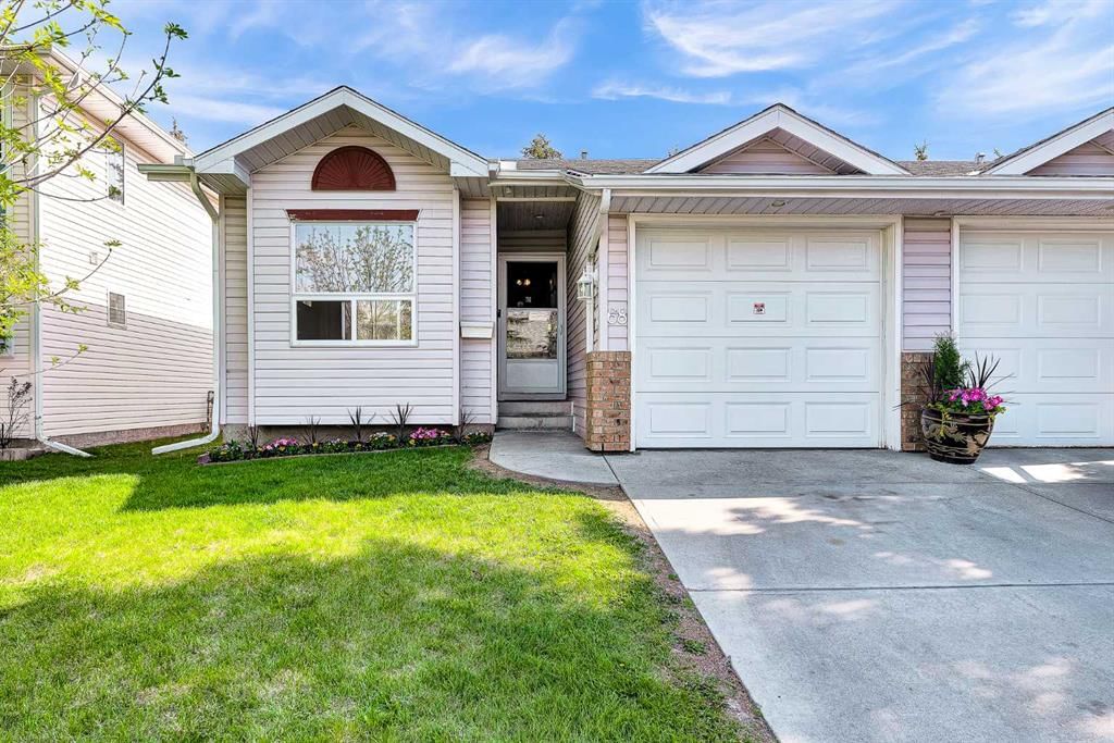 68 Catalina Circle NE, Calgary — photo 4 of 34
