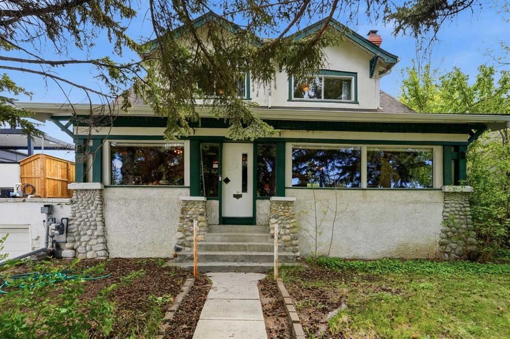 1316 15 Street NW, Calgary — main listing photo